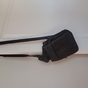 Buxton NWOT Black Genuine Leather Crossbody Bag